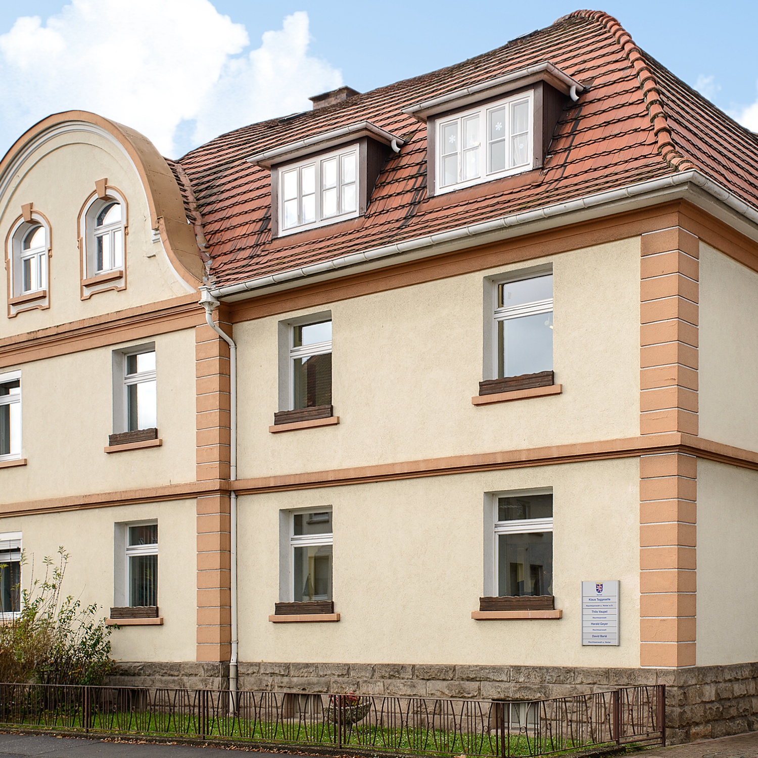 Bürogebäude der Kanzlei Barié, Vaupel & Partner in Witzenhausen – professionelle Rechtsberatung vor Ort